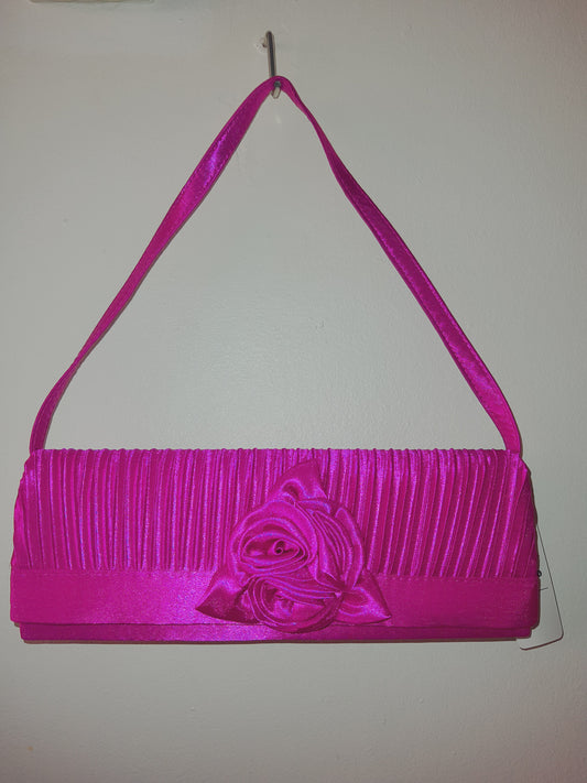 Pochette de soirée fushia.